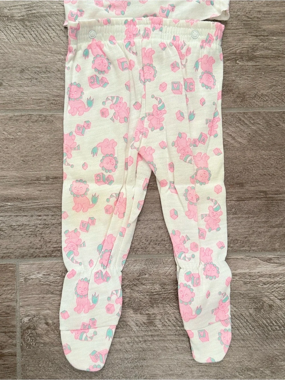 Vintage Carter’s Cream and Pink Footed Pajama Set with Toy Pattern NWT